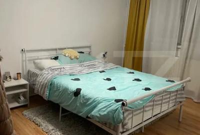 Apartament cu 3 camere semidecomandat în Micro 5 - 13