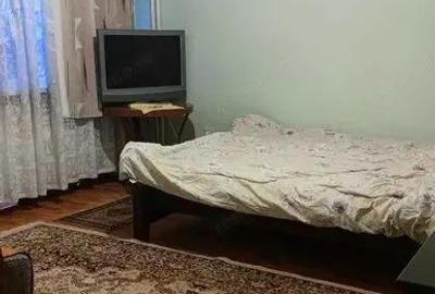 Apartament cu 3 camere semidecomandat în Cornișa - 2