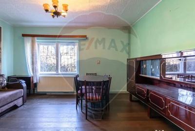 Casă cu 3 camere cu Teren 492 Mp în Tractorul - 2