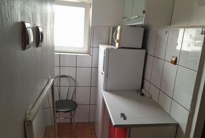 Garsonieră decomandată în 6 Vânători - 6