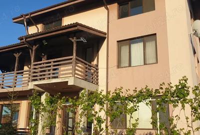 Casa pe malul lacului - 8