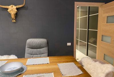 Apartament cu 3 camere decomandat în Palazu Mare - 3