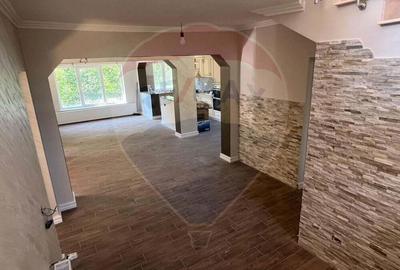 Casa / Vila cu 5 camere de vanzare in ILBA - 7