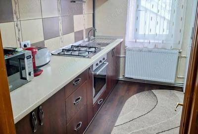 Apartament cu 3 camere decomandat în Central - 4