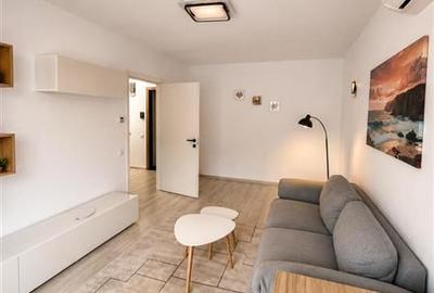 Apartament cu 2 camere decomandat, mobilat în Tractorul - 3