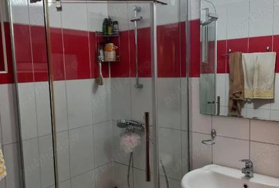 Apartament cu 3 camere semidecomandat în Central - 6