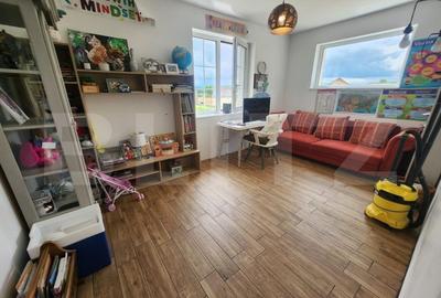 Casa individuala,cu 5 camere,200 mp utili,2750 mp teren,Vintu de jos - 9