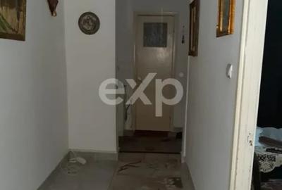 Apartament cu 2 camere decomandat în Negru Vodă - 1