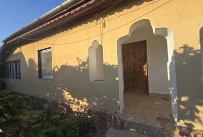 Casă cu 5 camere în Brăgăreasa - 2