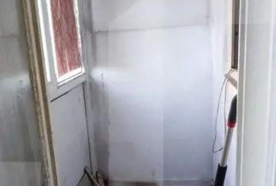 Apartament cu 3 camere decomandat în Giurgiului - 2