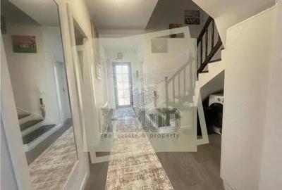 Casă cu 4 camere cu Teren 640 Mp în Șura Mică - 12