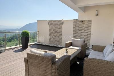 Apartament cu 3 camere decomandat, mobilat în Drumul Poienii
