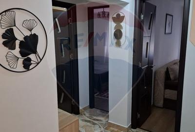 Apartament cu 3 camere, mobilat în Central - 2