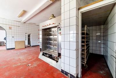 Spațiu comercial, de 230 mp, în Nord - 7