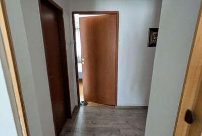 Apartament cu 3 camere decomandat în Calea București - 3