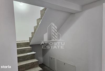 Casă cu 4 camere cu Teren 323 Mp în Central - 2