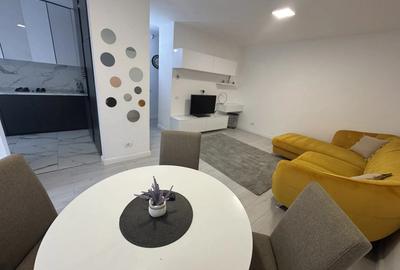 Apartament cu 2 camere decomandat în Central - 2