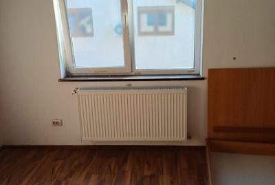 Casă cu 4 camere în Tamași - 13