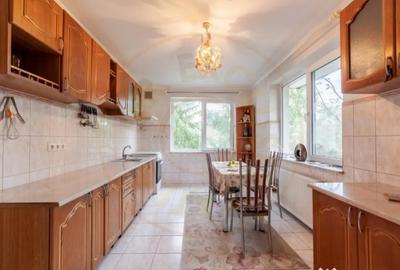 Casă cu 5 camere cu Teren 857 Mp în Ștefănești - 1