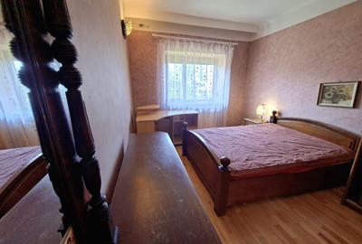 Apartament cu 3 camere semidecomandat în Gară - 2