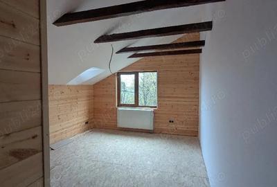 Casă cu Teren 590 Mp în Sud - 4