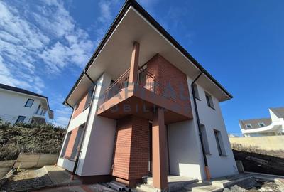 Casă individuală cu 4 camere cu Canalizare în Dezmir - 4