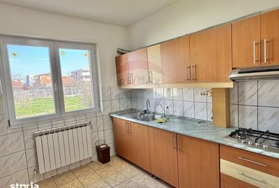 Casă cu 6 camere decomandat cu Teren 1000 Mp în Iosia - 3