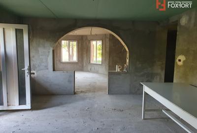 Casa individuala cu 5 camere si 2 bai, Central Jebel - 7