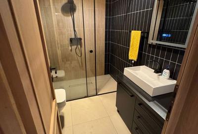 Apartament cu 2 camere decomandat în Florești