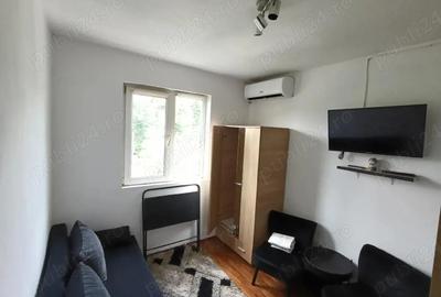 Garsonieră decomandată în Central - 3