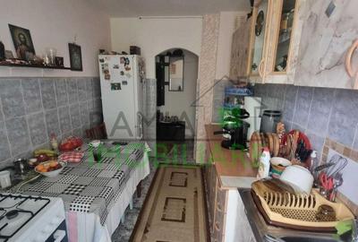 Apartament cu 2 camere semidecomandat, mobilat în Dârste - 8