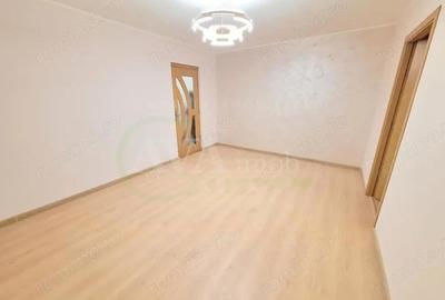 Apartament 3 camere, Renovat 2025, MODERN, etaj 3,Bacau - 12