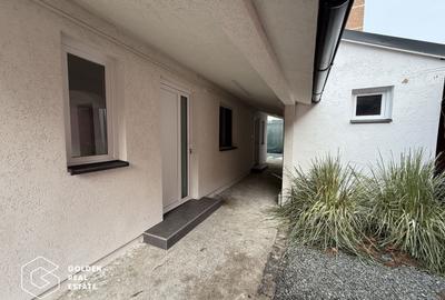 Casa pretabila pentru uz comercial/rezidential, teren 290 mp,  zona Cocorilor - 4