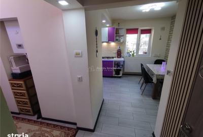 Apartament cu 3 camere semidecomandat în Central - 17
