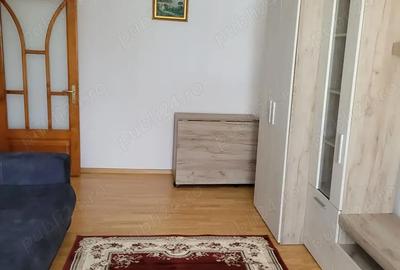 Apartament cu 2 camere decomandat în Roman - 1