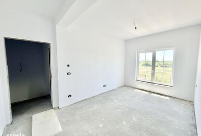 Casă cu 4 camere în Moșnița Veche - 4
