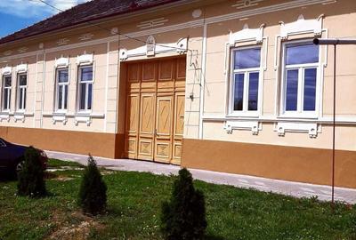 Casă cu 4 camere în Cenad - 2