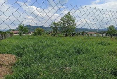 Teren de 1300 mp, în Bujoreni - 1