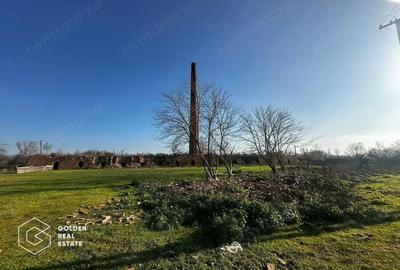 Teren de 71220 mp, în Bârsa