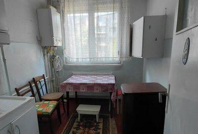 Apartament 2 cam Tig 1,et 1 Apartament 2 cam Tig 1,et 1 - 2