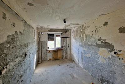 Apartament 4 camere decomandat - 2