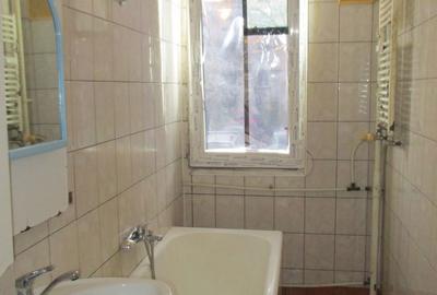 Garsonieră decomandată în Drumul Taberei