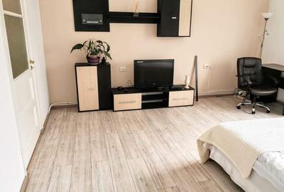 Casa cu 2 camere si curte - zona Mehala COMISION 0 % - 3