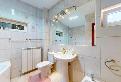 De vanzare Casa 5 camere Calea Calarasi - 16