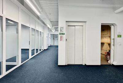 Birou, de 340 mp, în Ultracentral - 11