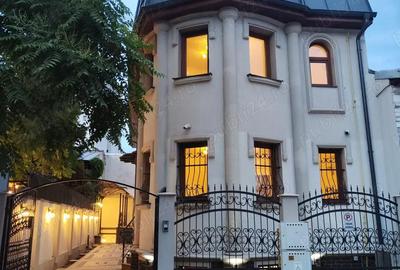 Casă cu 6 camere cu Teren 230 Mp în Titulescu - 17