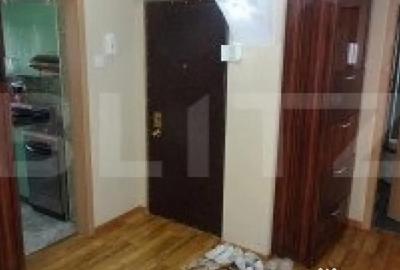 Apartament cu 4 camere decomandat în 22 Decembrie - 1