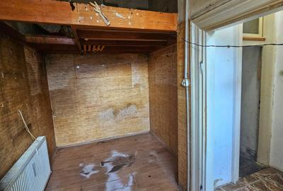 Casă individuală cu 5 camere cu Canalizare în Central - 41