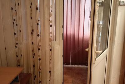 Garsonieră decomandată în Central - 3