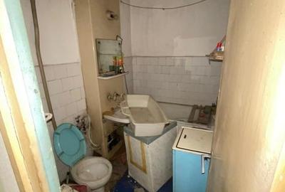 Centru Bacau , Direct Proprietar ,2 camere,  Deteriorat - 4